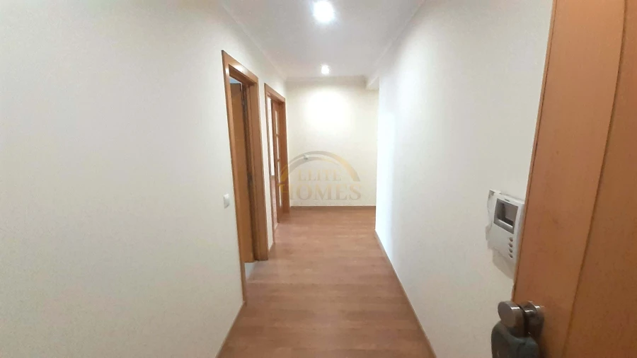 Apartamento T3 para Venda em Rio de Mouro Foto 20