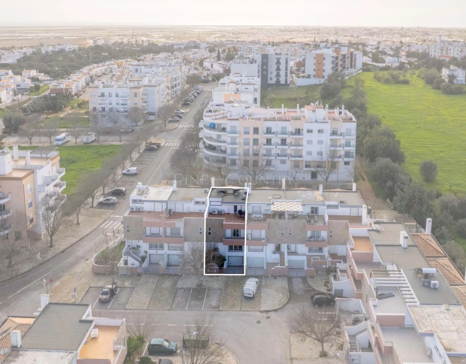 Moradia T3 para Venda em Tavira (Santa Maria e Santiago) Foto 4