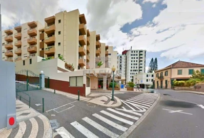 Garagem para Venda em Funchal (Santa Luzia)