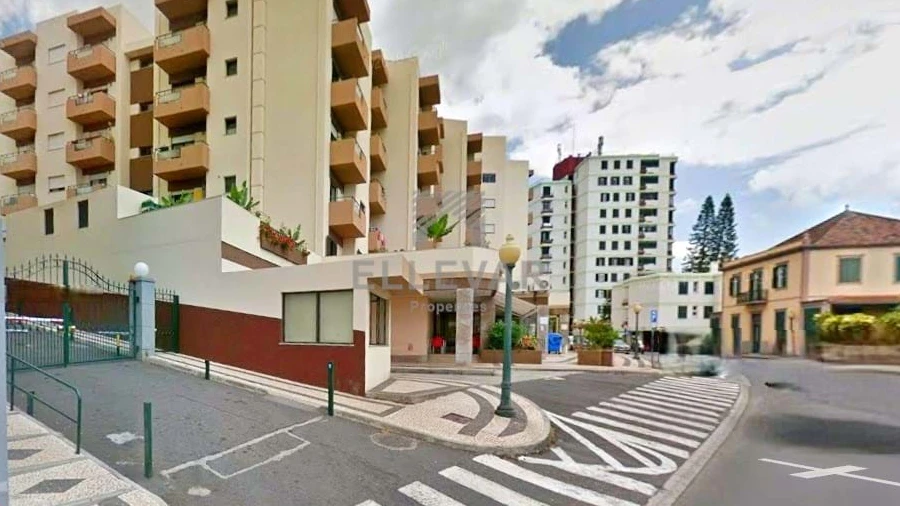 Garagem para Venda em Funchal (Santa Luzia)