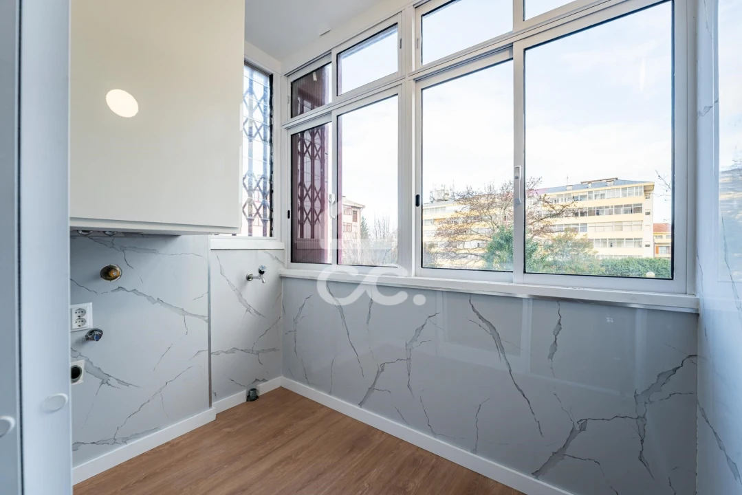 Apartamento T3 para Venda em Ramalde Foto 6