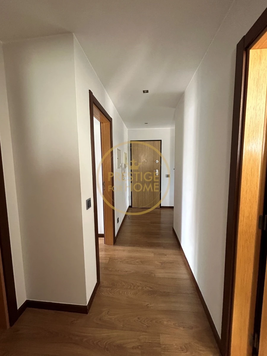 Apartamento T3 para Arrendamento em Loule (São Clemente) Foto 17