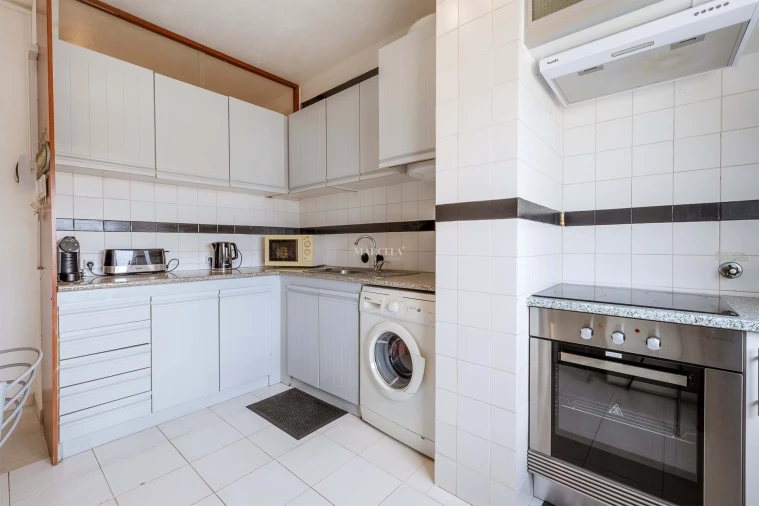 Apartamento T2 para Venda em Lagos (São Sebastião e Santa Maria) Foto 7