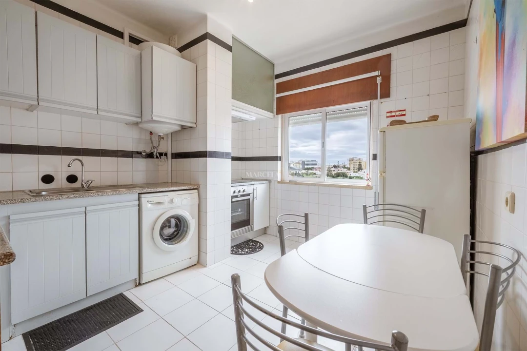 Apartamento T2 para Venda em Lagos (São Sebastião e Santa Maria) Foto 6