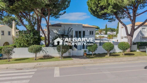 Moradia T2 para Venda em Quarteira