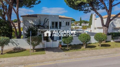 Moradia T2 para Venda em Quarteira