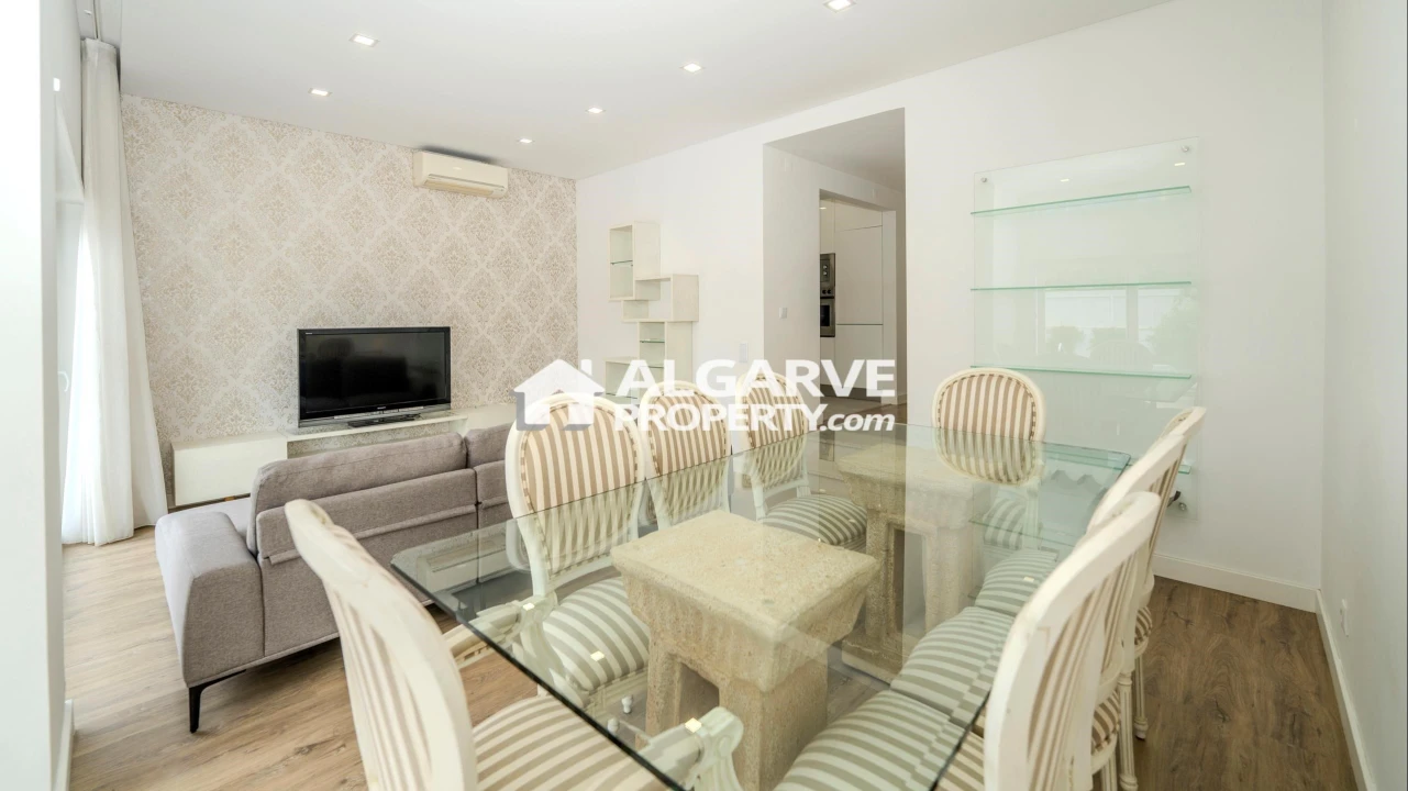 Moradia T2 para Venda em Quarteira Foto 8