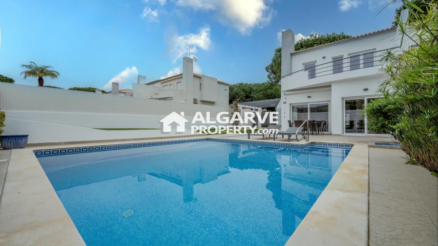 Moradia T2 para Venda em Quarteira Foto 22