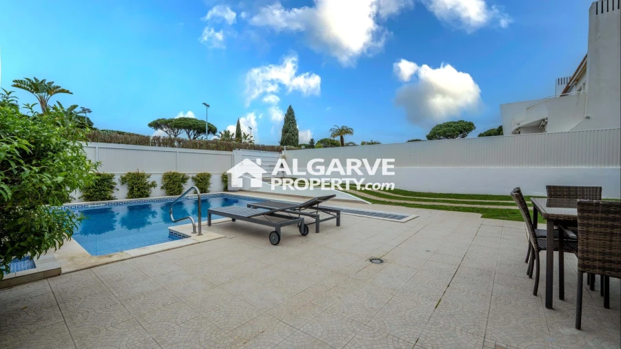 Moradia T2 para Venda em Quarteira Foto 21