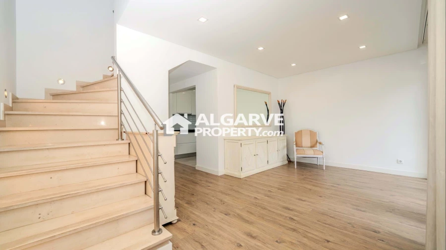 Moradia T2 para Venda em Quarteira Foto 10