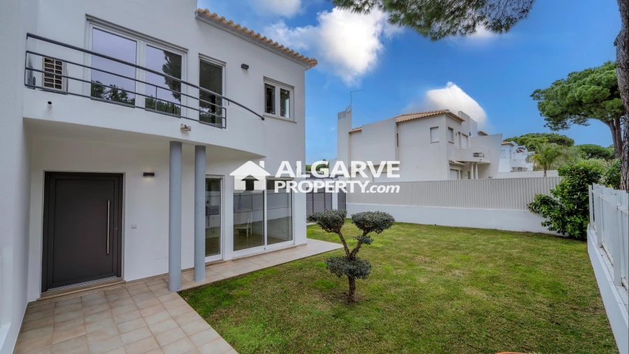 Moradia T2 para Venda em Quarteira Foto 24