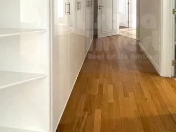 Apartamento T2 para Arrendamento em Campolide