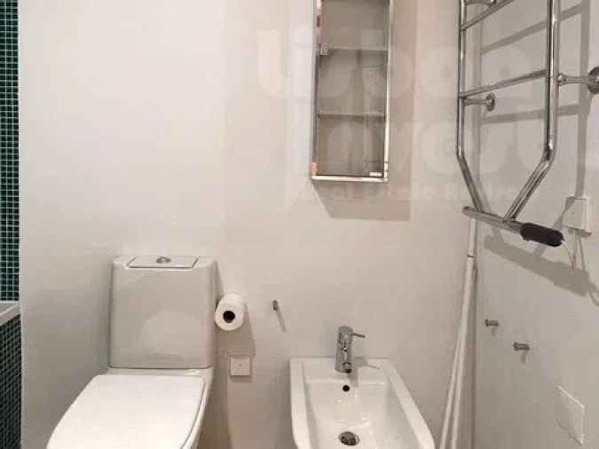 Apartamento T2 para Arrendamento em Campolide Foto 16