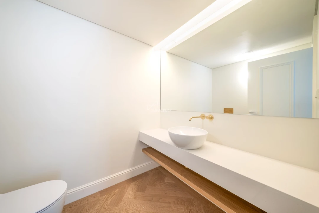 Apartamento T3 para Arrendamento em São Domingos de Benfica Foto 4