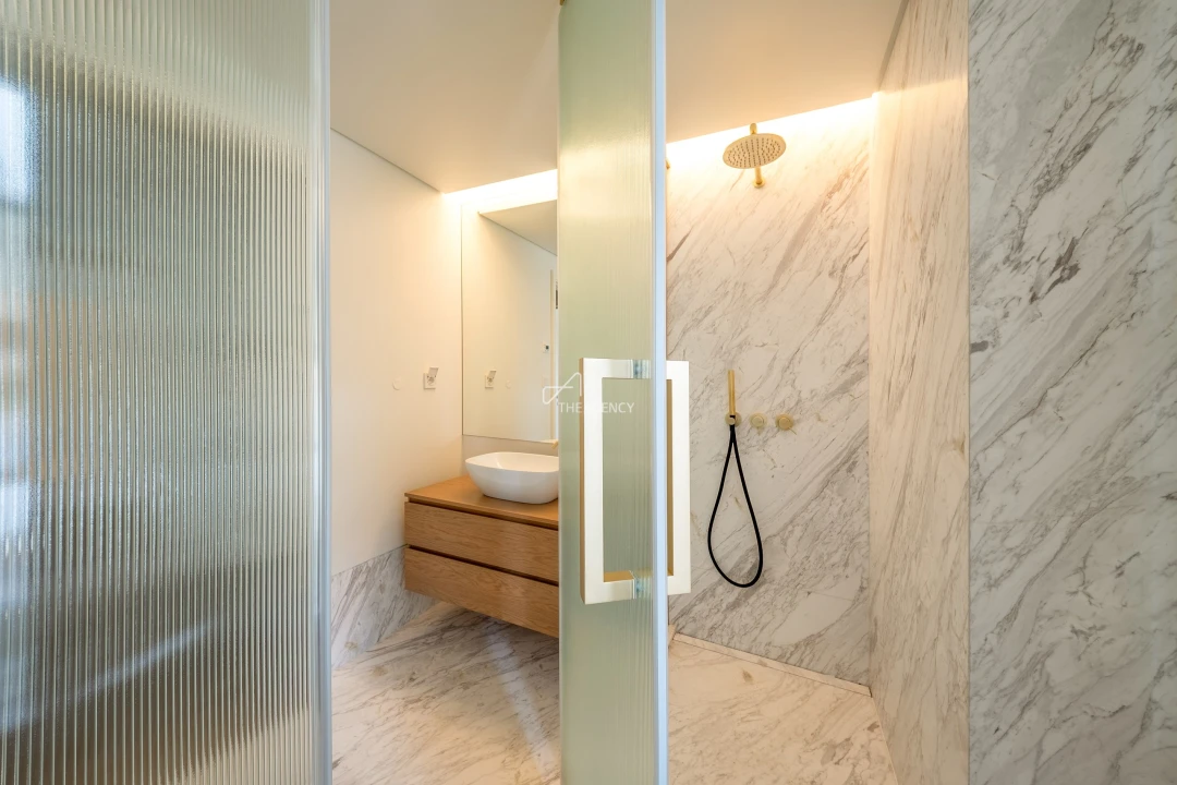 Apartamento T3 para Arrendamento em São Domingos de Benfica Foto 13