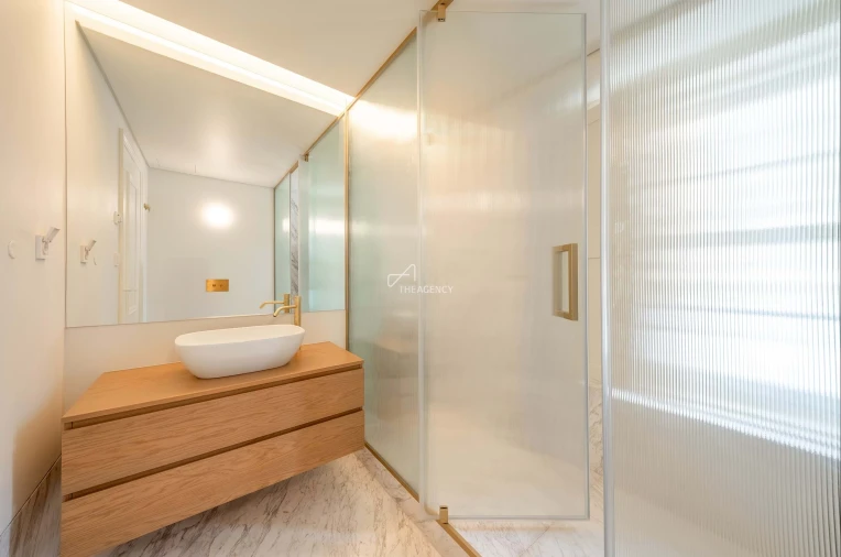 Apartamento T3 para Arrendamento em São Domingos de Benfica Foto 14