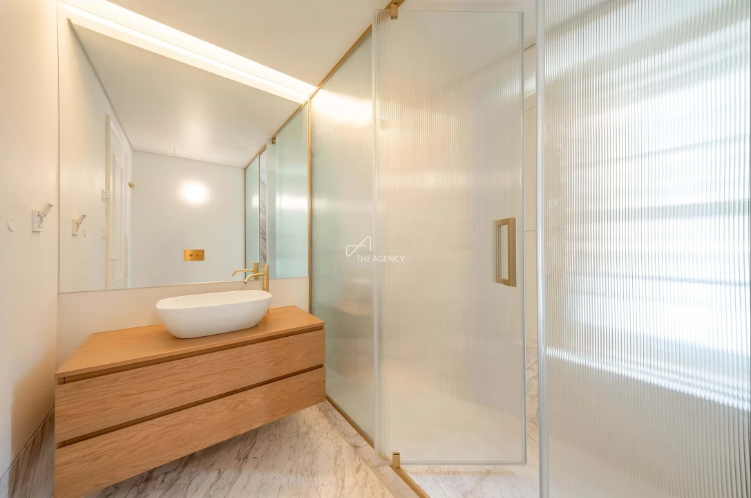 Apartamento T3 para Arrendamento em São Domingos de Benfica Foto 14