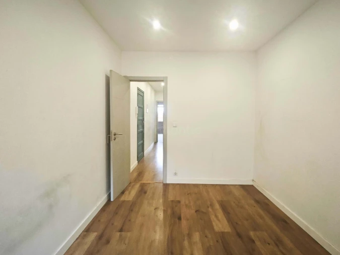 Apartamento T2 para Venda em Mina de Água Foto 9