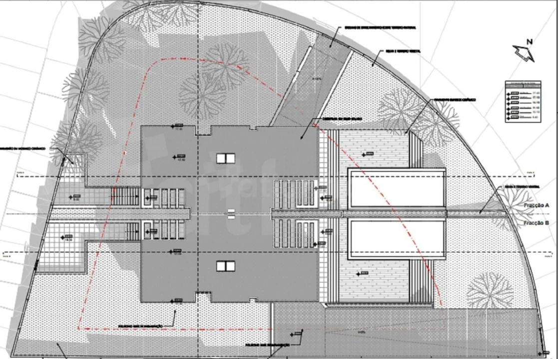 Moradia T4 para Venda em Carvalhal Foto 42