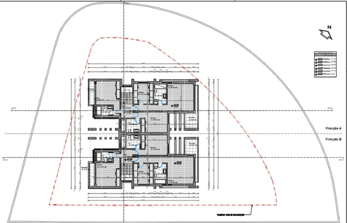 Moradia T4 para Venda em Carvalhal Foto 40