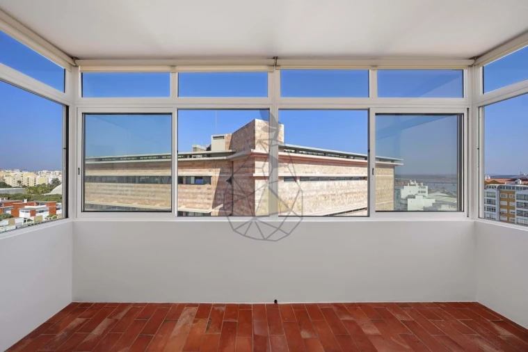 Apartamento T2 para Venda em Portimão Foto 31