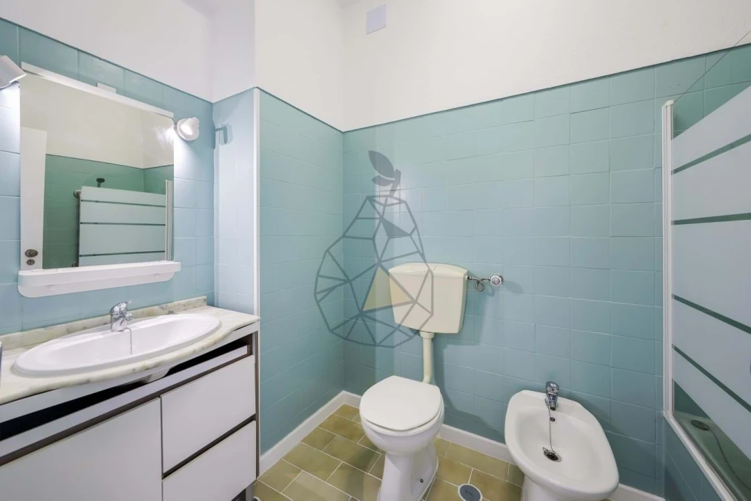 Apartamento T2 para Venda em Portimão Foto 18