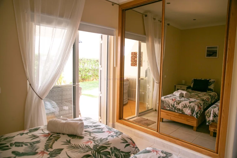 Moradia T2 para Venda em Lagos (São Sebastião e Santa Maria) Foto 10