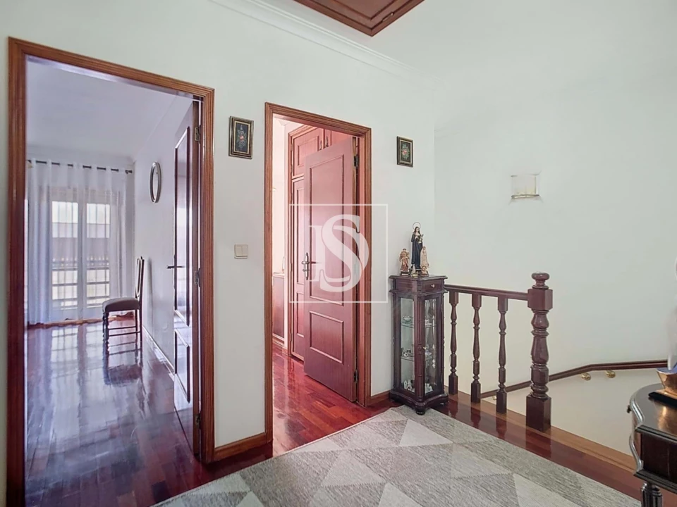 Moradia T3 para Venda em Aguas Santas Foto 36