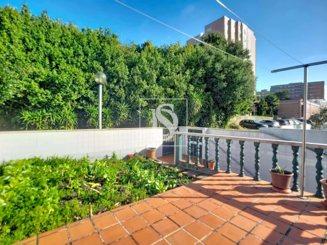 Moradia T3 para Venda em Aguas Santas Foto 37