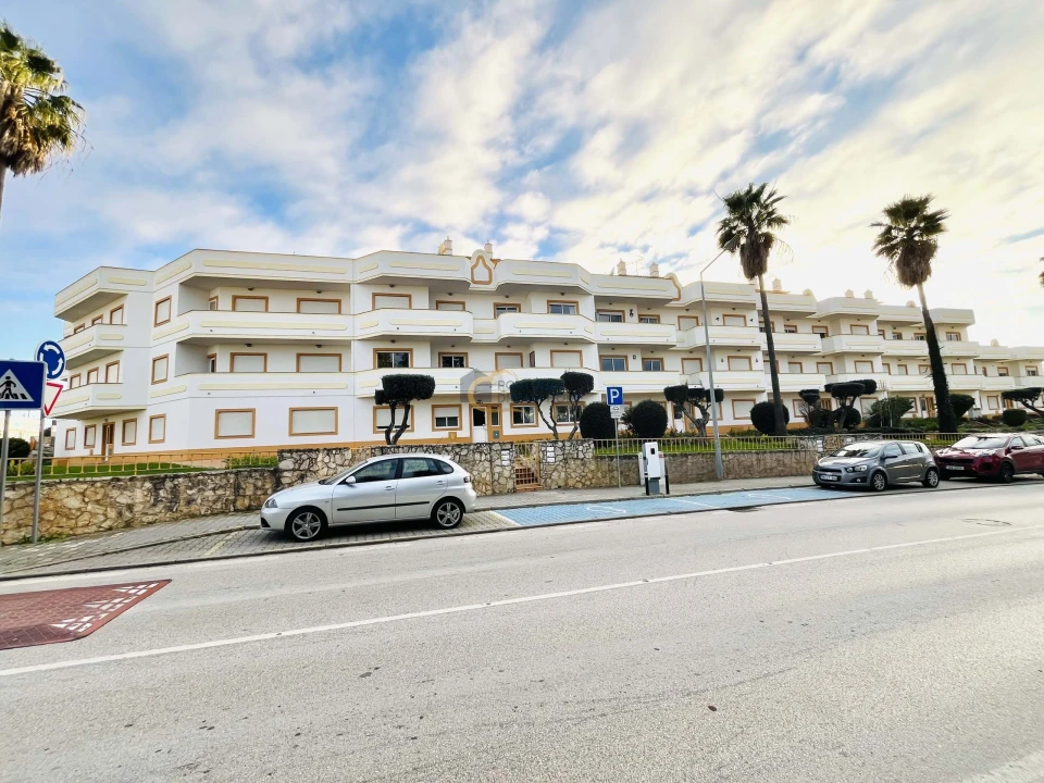 Apartamento T2 para Venda em Guia Foto 1