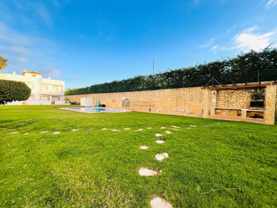 Apartamento T2 para Venda em Guia Foto 23