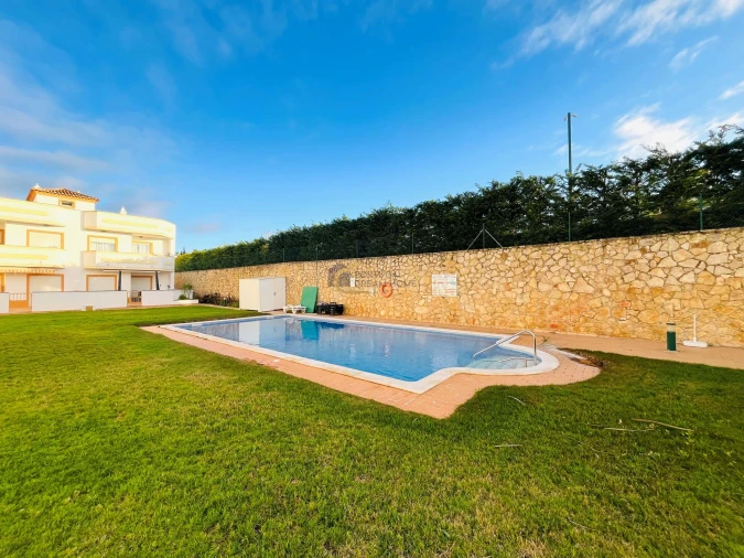 Apartamento T2 para Venda em Guia Foto 22