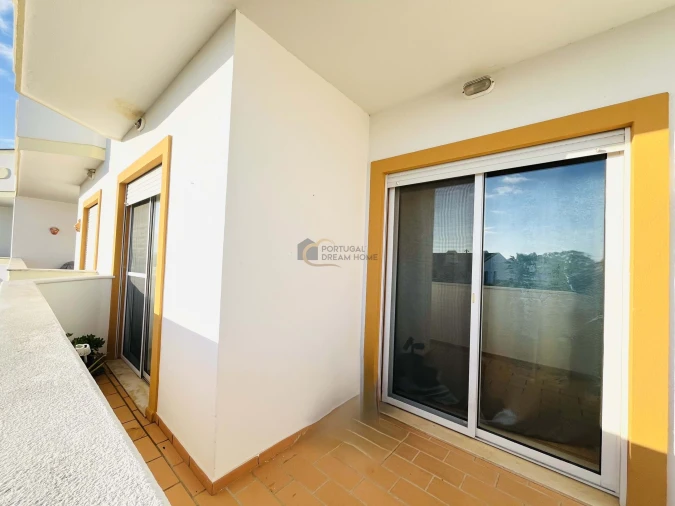 Apartamento T2 para Venda em Guia Foto 11