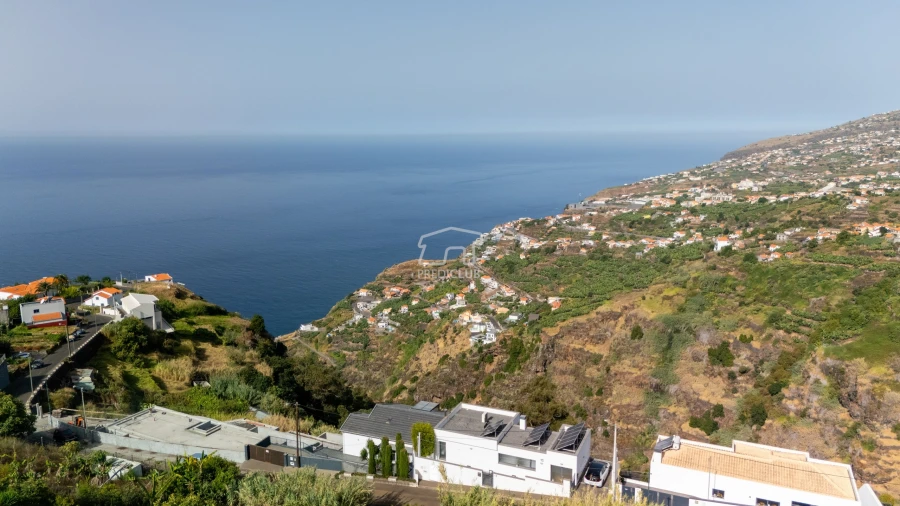 Moradia T3 para Venda em Arco da Calheta Foto 40