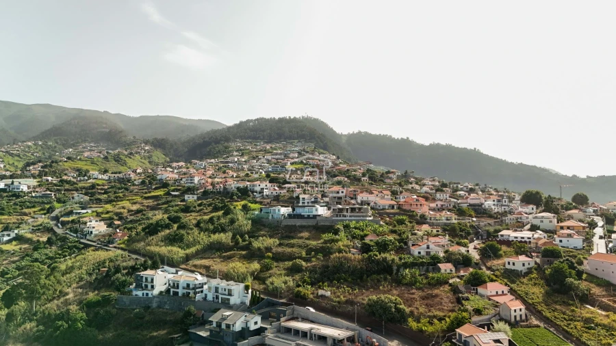 Moradia T3 para Venda em Arco da Calheta Foto 39