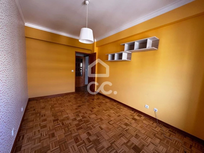 Apartamento T3 para Arrendamento em Loures Foto 10