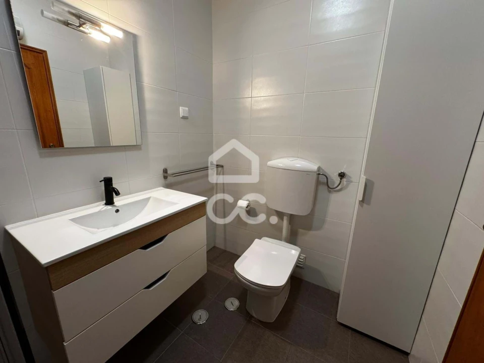 Apartamento T3 para Arrendamento em Loures Foto 18