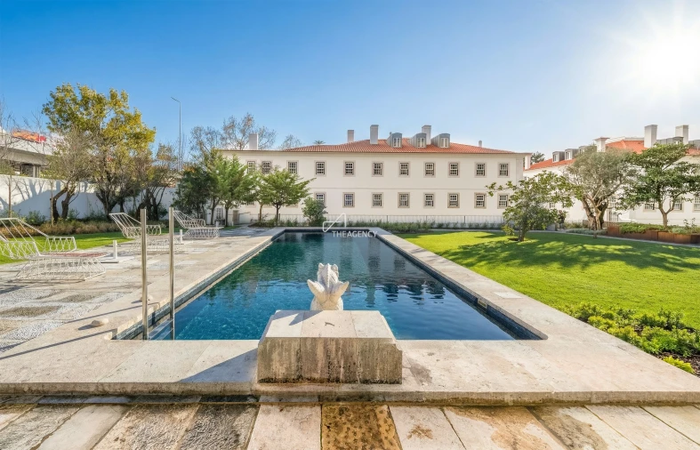 Apartamento T3 para Arrendamento em São Domingos de Benfica Foto 1