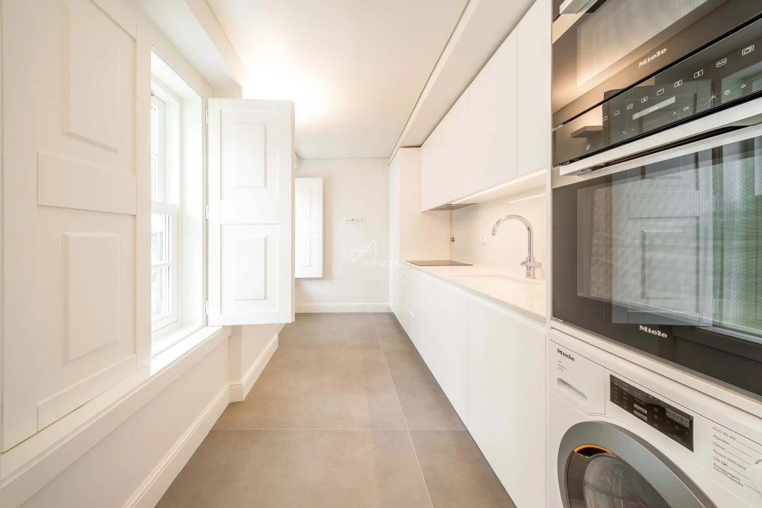 Apartamento T3 para Arrendamento em São Domingos de Benfica Foto 9