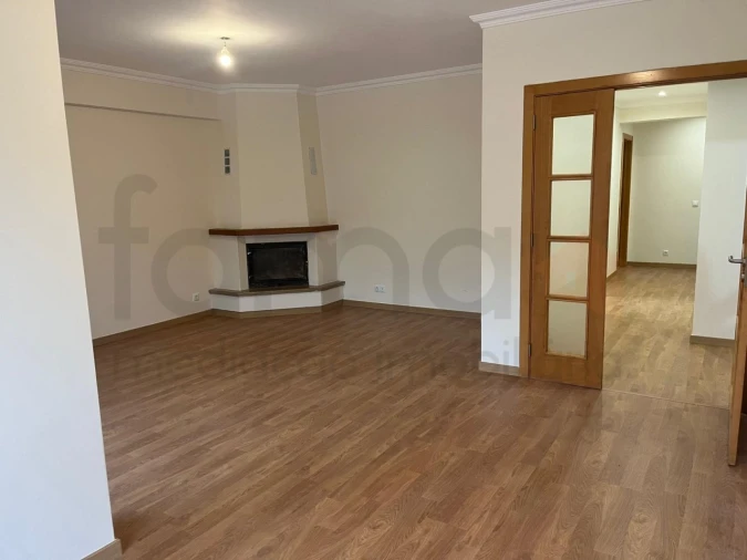 Apartamento T3 para Venda em Rio de Mouro Foto 6