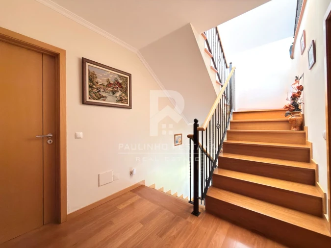 Moradia T3 para Venda em Santa Cruz Foto 16