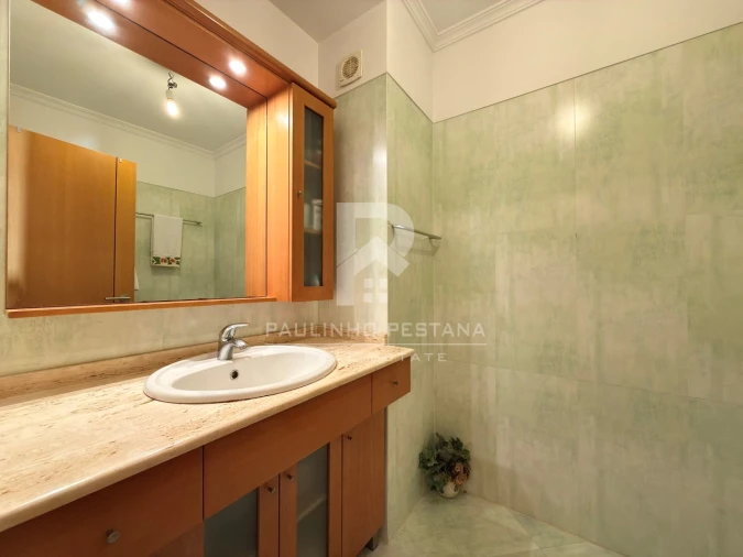 Moradia T3 para Venda em Santa Cruz Foto 22