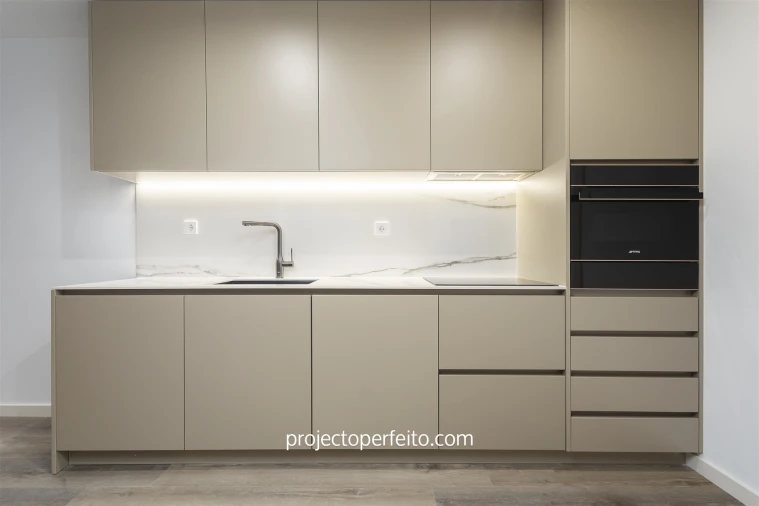 Apartamento T1 para Arrendamento em Santa Marinha e São Pedro da Afurada Foto 5