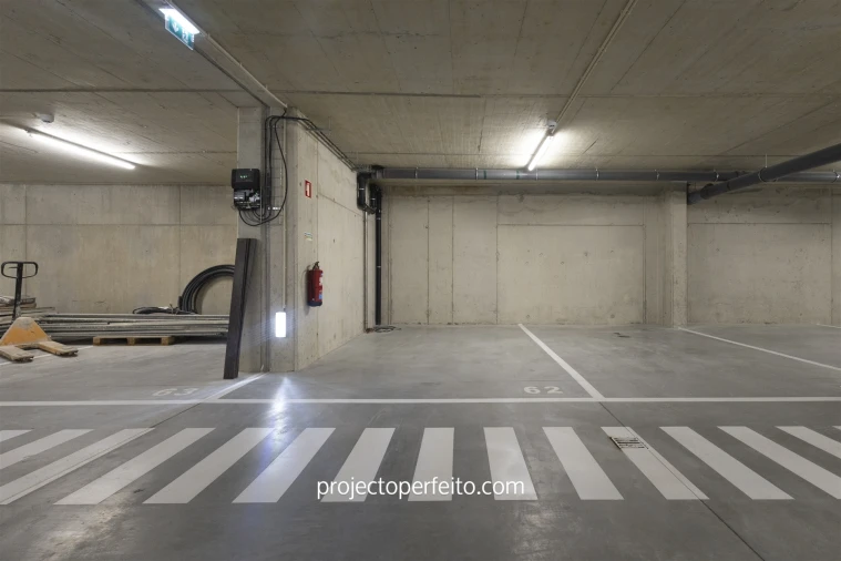 Apartamento T1 para Arrendamento em Santa Marinha e São Pedro da Afurada Foto 14