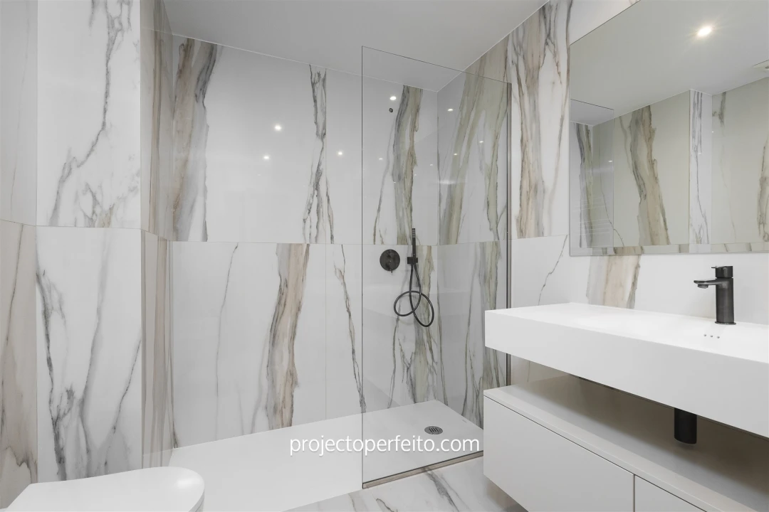 Apartamento T1 para Arrendamento em Santa Marinha e São Pedro da Afurada Foto 9