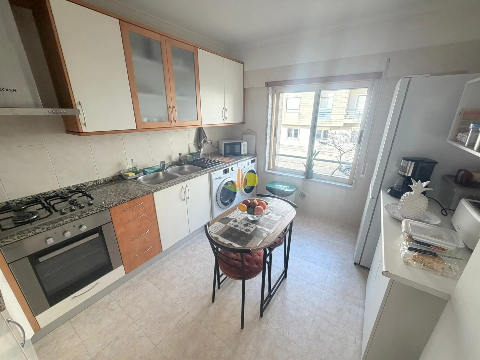 Apartamento T2 para Venda em Tavarede Foto 16