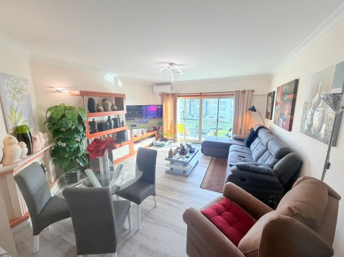 Apartamento T2 para Venda em Tavarede Foto 1