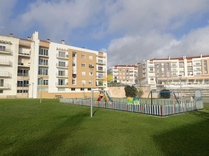 Apartamento T2 para Venda em Tavarede Foto 2