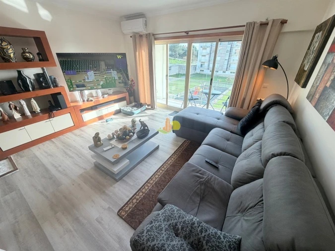 Apartamento T2 para Venda em Tavarede Foto 5