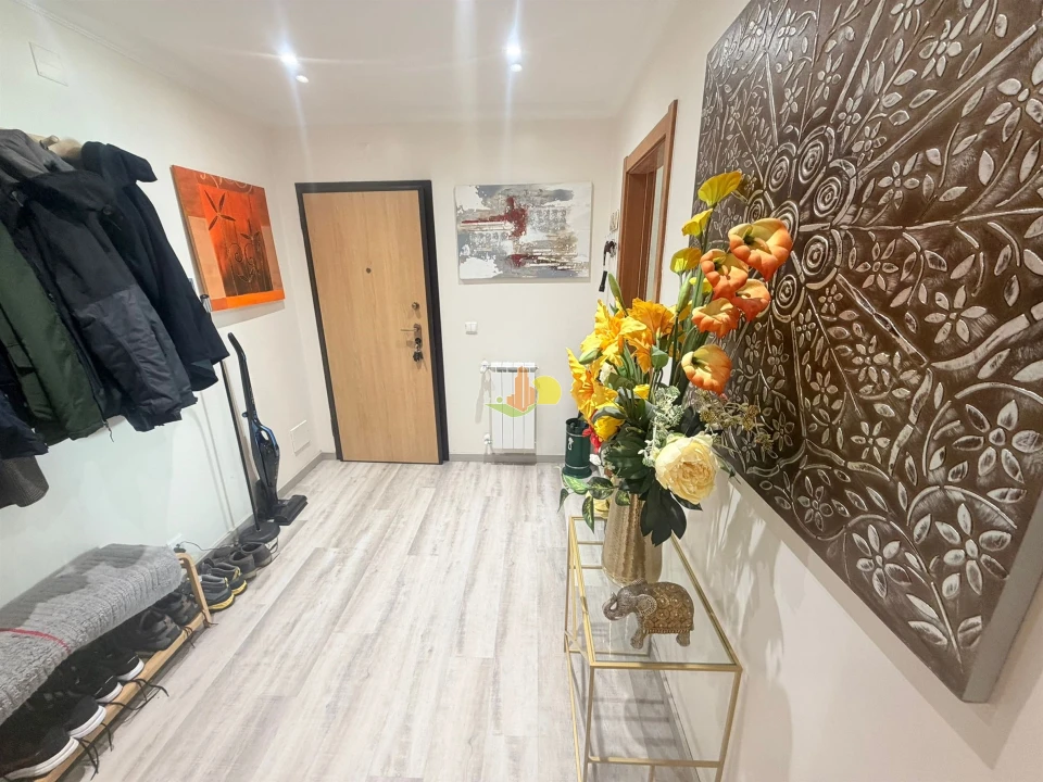 Apartamento T2 para Venda em Tavarede Foto 13